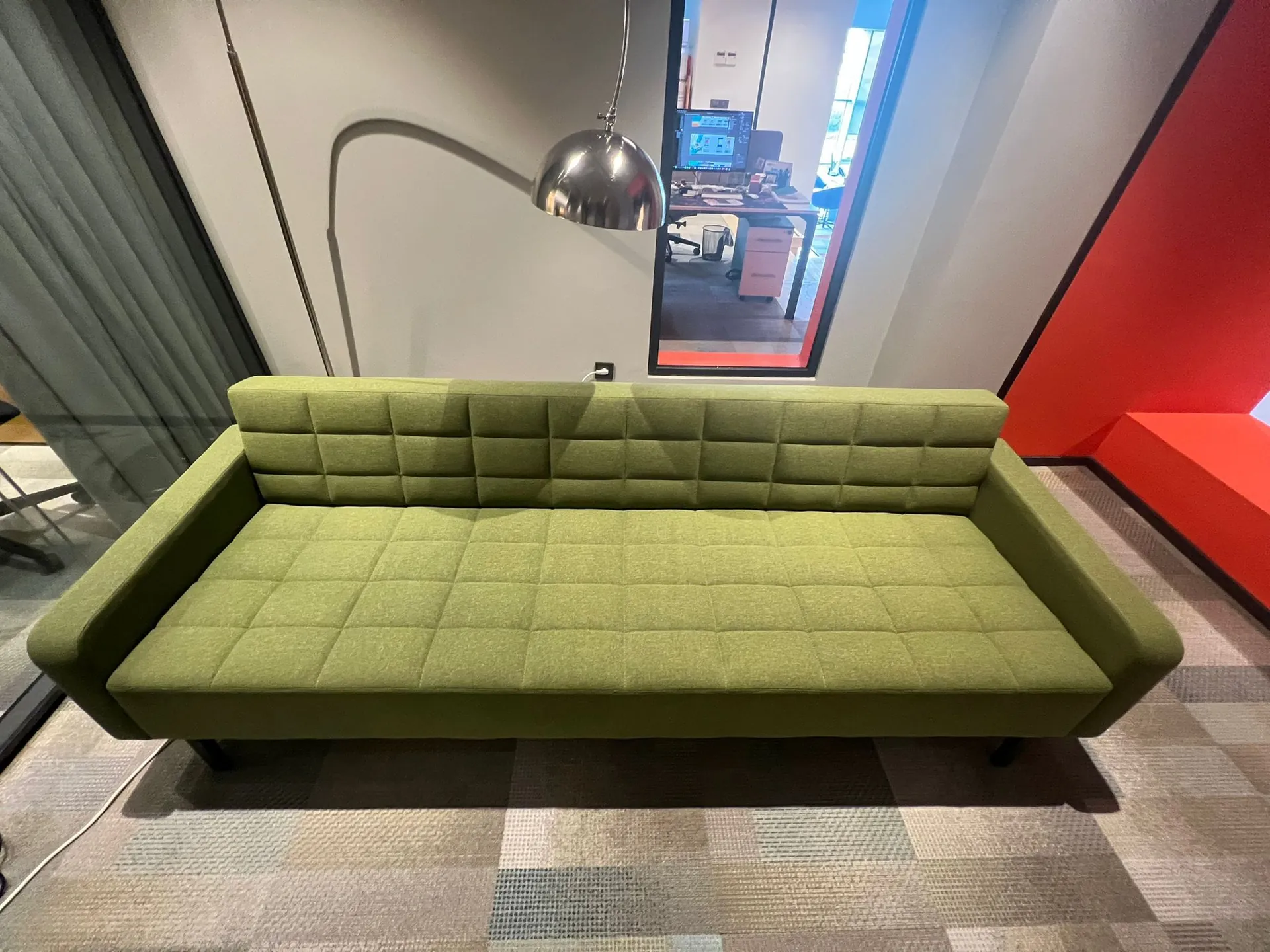 Ofis oturma alanı temizliği
